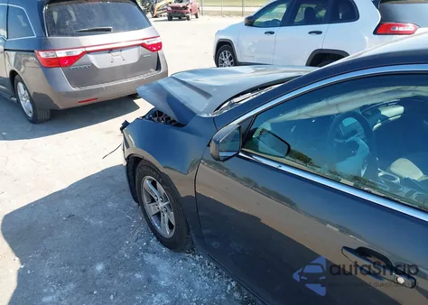 2014 Chevrolet Malibu 1Ls z USA, uszkodzony, nr VIN 1G11B5SL0EF204846